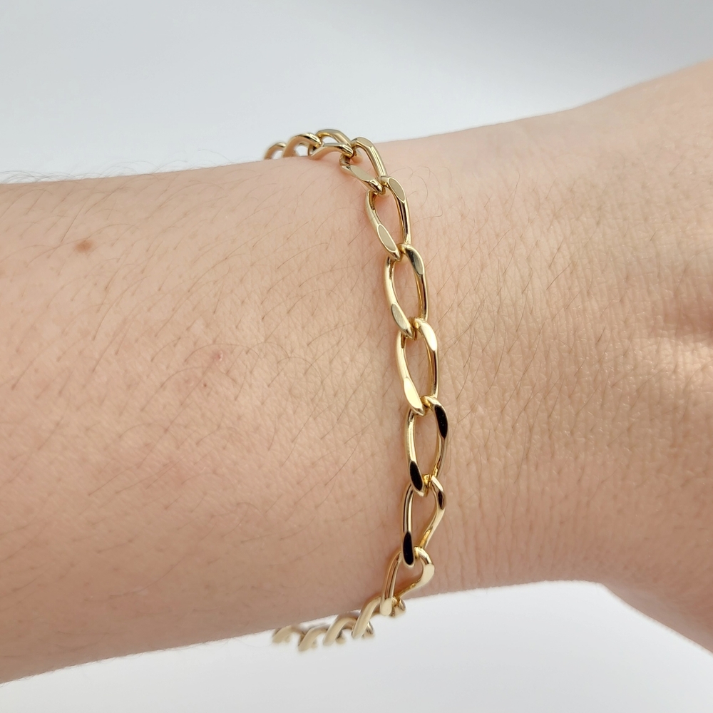 Gold Tone Paperclip Link Bracelet | Minimalist Chain Jewelry